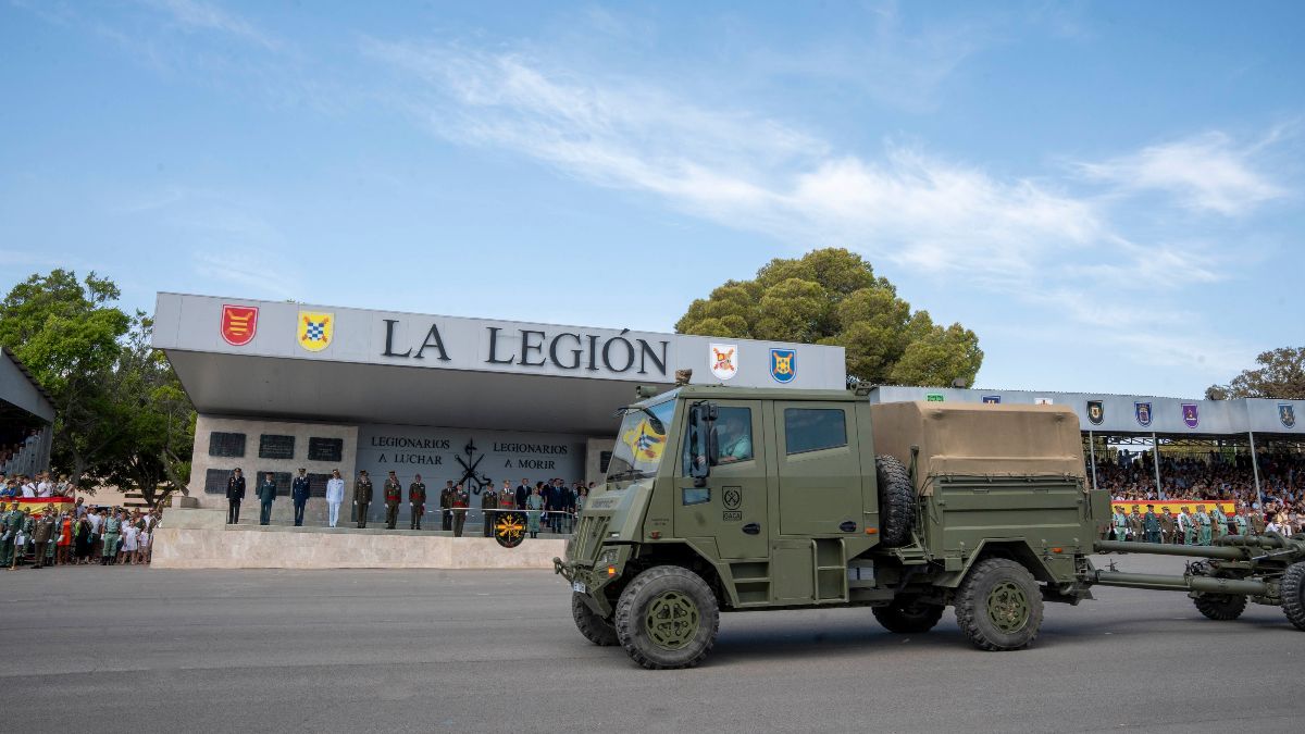 Un legionario sufre graves heridas mientras manipulaba explosivos en unas prácticas