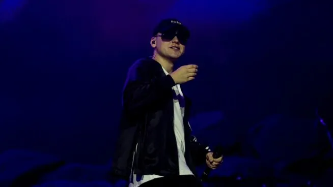 Bizarrap y Daddy Yankee actuarán en el descanso del partido de la NFL en el Bernabéu