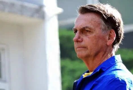 Bolsonaro, suspendido de sueldo y funciones tras su condena por intento de golpe de Estado