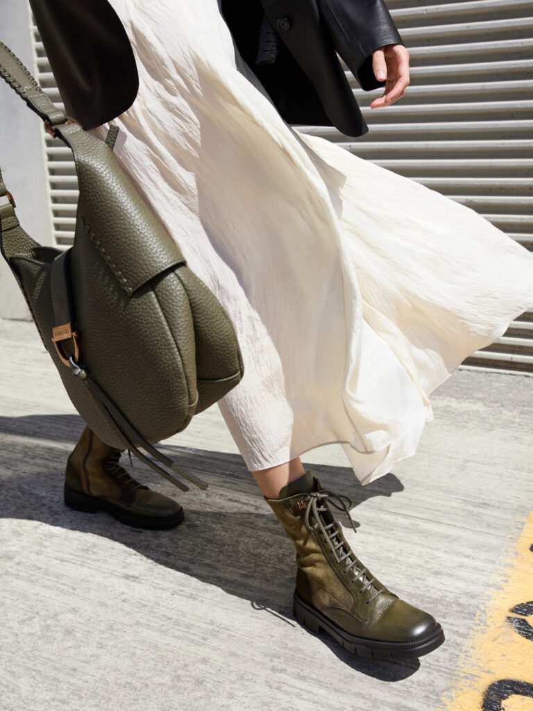 Botas de estilo militar de Hispanitas