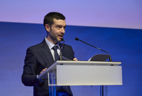 El sector del juego se indigna con Bustinduy: quiere ponerles advertencias como al tabaco