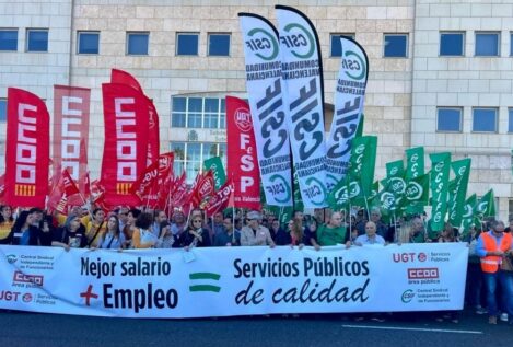El Gobierno y los sindicatos pactan una subida del 11% hasta 2028 para los funcionarios