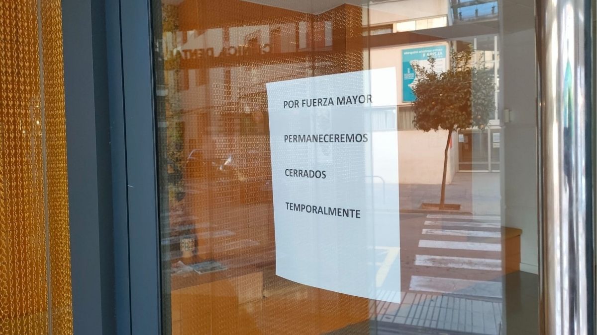 Sale de la UCI la niña ingresada tras ser atendida en una clínica dental en Valencia