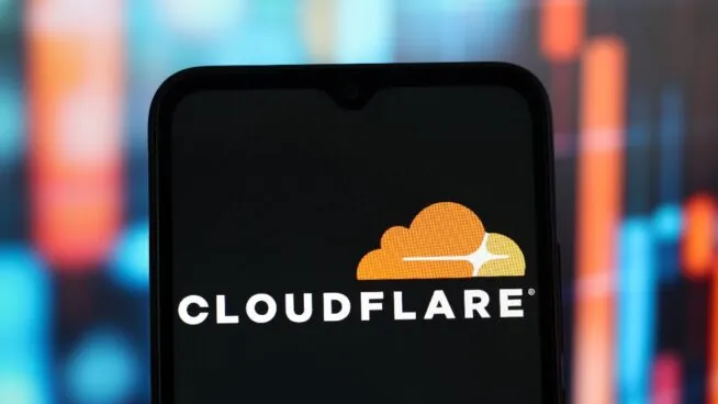Un fallo en la red de Cloudflare impide usar X, ChatGPT y League of Legends