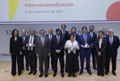 Alarma entre los empresarios españoles: «Las exportaciones de bienes están estancadas»