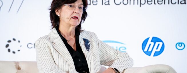 La CNMC 'salva' a las eléctricas del apagón y las expedienta con una multa suave