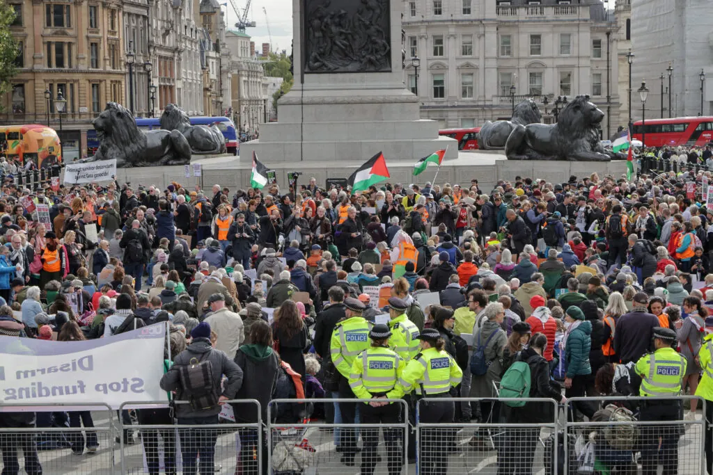 Manifestación a favor de Palestina poco después de los atentados a la sinagoga de Manchester