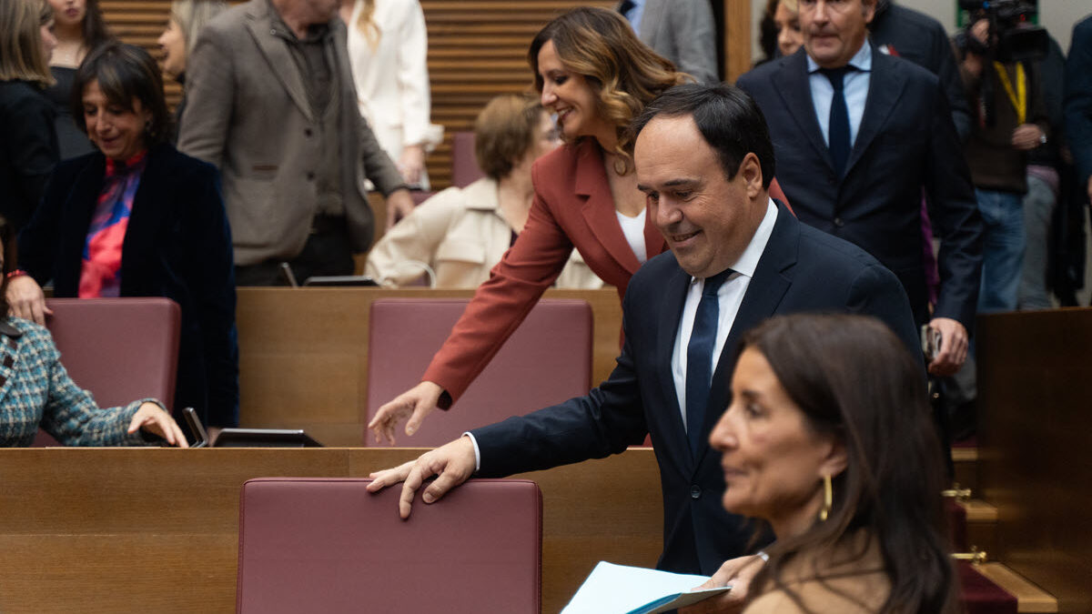 Pérez Llorca reclama a Sánchez obras contra inundaciones y avisa: «Cofrentes no se cierra»