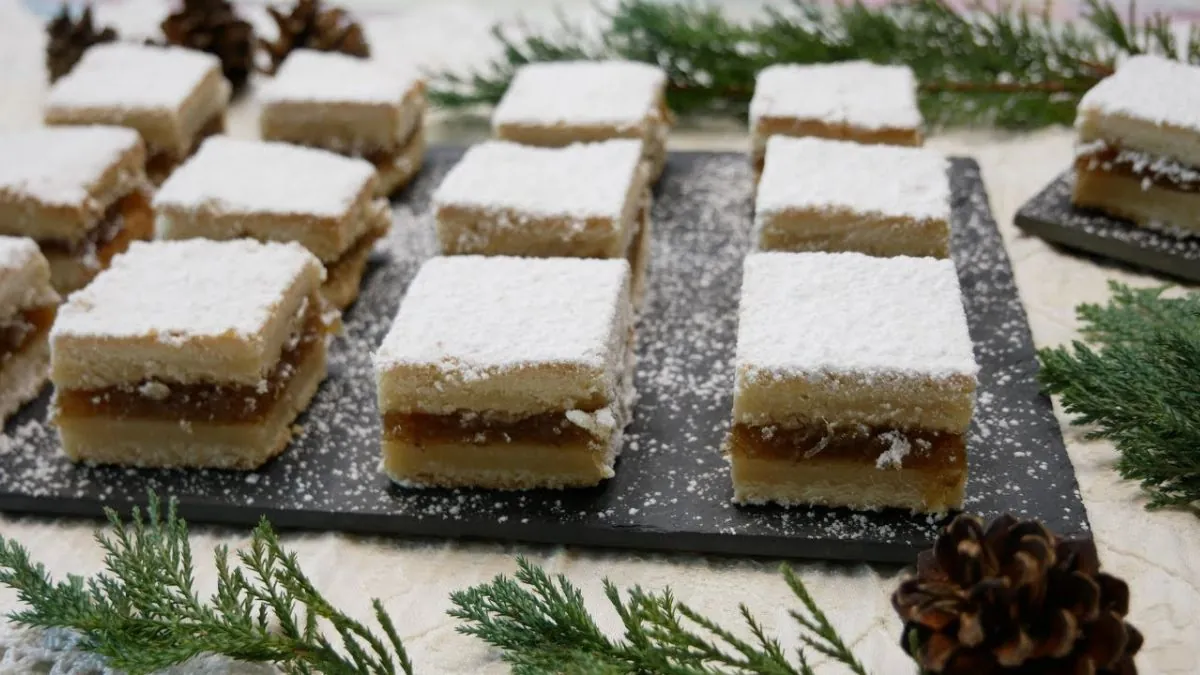 Este es el postre fácil y económico que toman los sevillanos en Navidad