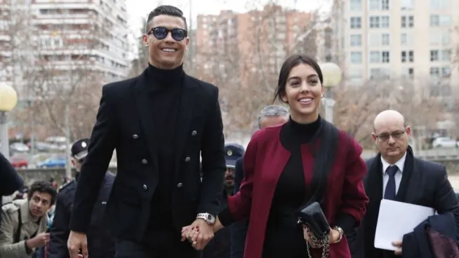 Cristiano Ronaldo explica cómo fue su pedida: con una «buena piedra» y la ayuda de sus hijas