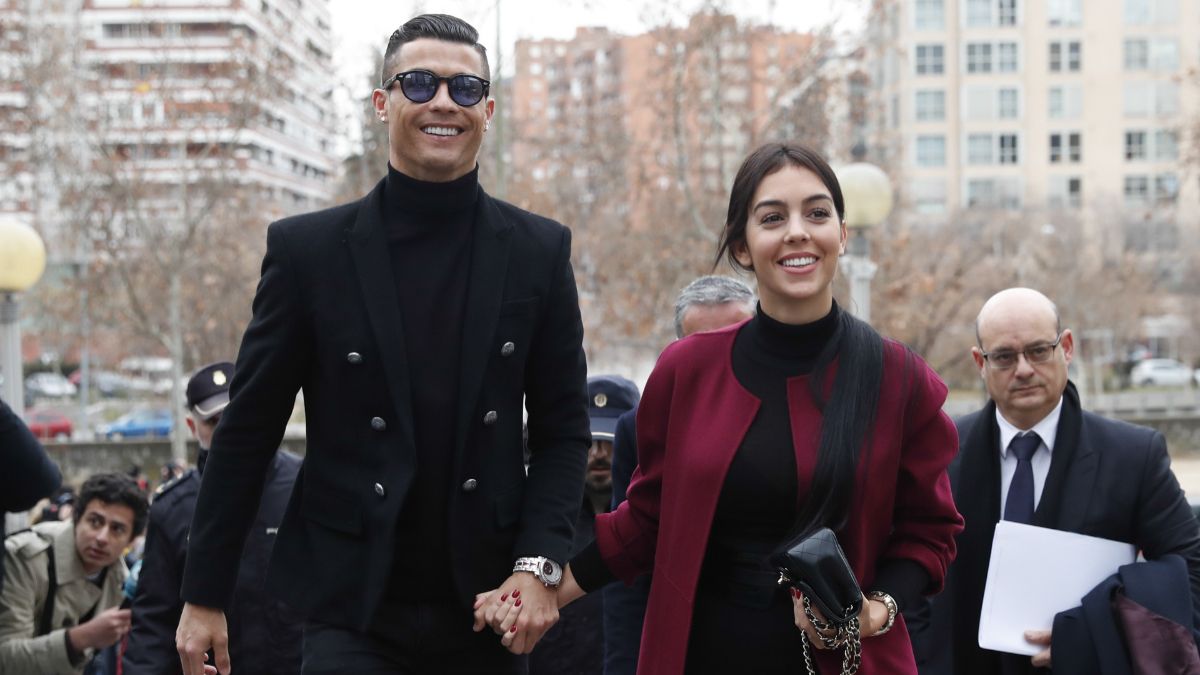 Cristiano Ronaldo explica cómo fue su pedida: con una «buena piedra» y la ayuda de sus hijas