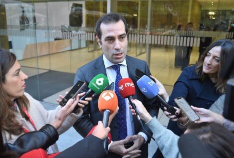 El Gobierno acusa a Carlos Mazón de dimitir «tarde» y «mal»