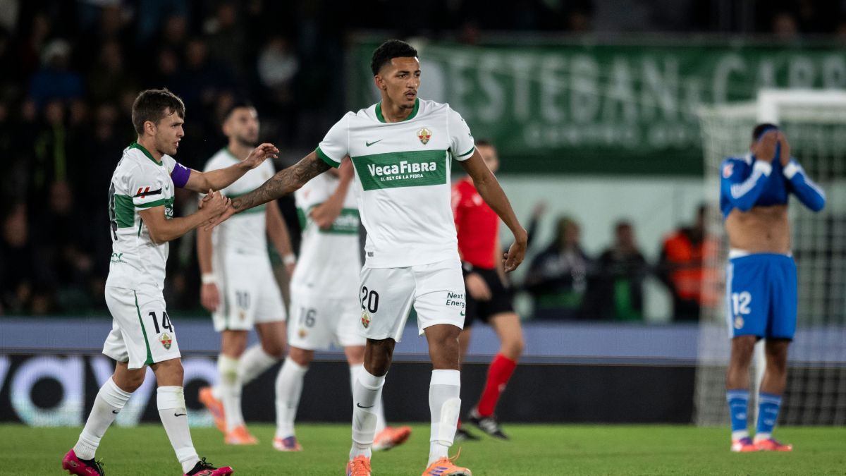 El Real Madrid amortigua el golpe en Elche