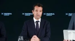 Un accionista de Indra pide a la CNMV una investigación por «conflicto de intereses»