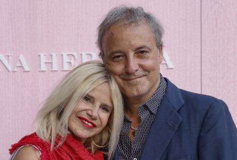 El bonito salón de Eugenia Martínez de Irujo con vistas a Liria y un truco para dar luminosidad