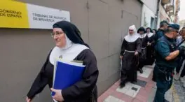 La Guardia Civil detiene a la exabadesa de Belorado tras registrar el convento