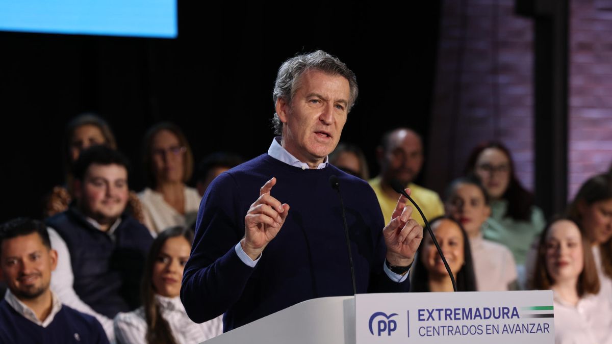 Feijóo asegura que impedirá la clausura de la central nuclear de Almaraz: «No se va a cerrar»