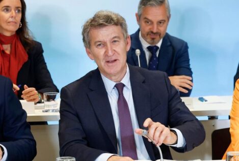 Feijóo y Abascal hablan por teléfono sobre el futuro de la Comunidad Valenciana