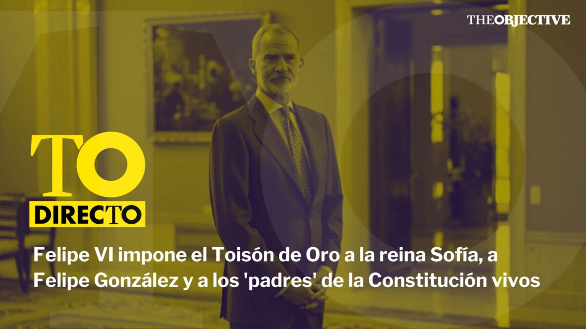 DIRECTO | Felipe VI impone el Toisón de Oro a la reina Sofía, a Felipe González y a los 'padres' de la Constitución vivos