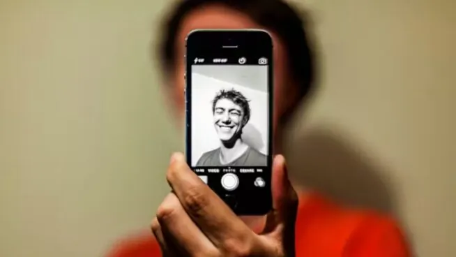 Los algoritmos adivinan cómo somos o cuánto ganamos solo con analizar nuestra foto