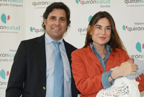 Fran Rivera y Lourdes Montes bautizan a su hijo Nicolás: los padrinos, la comida y otros detalles