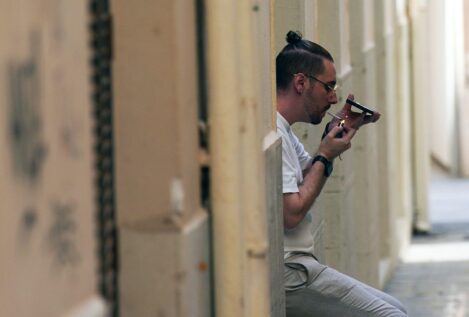 Sanidad gasta 136 millones en el último medicamento para dejar de fumar