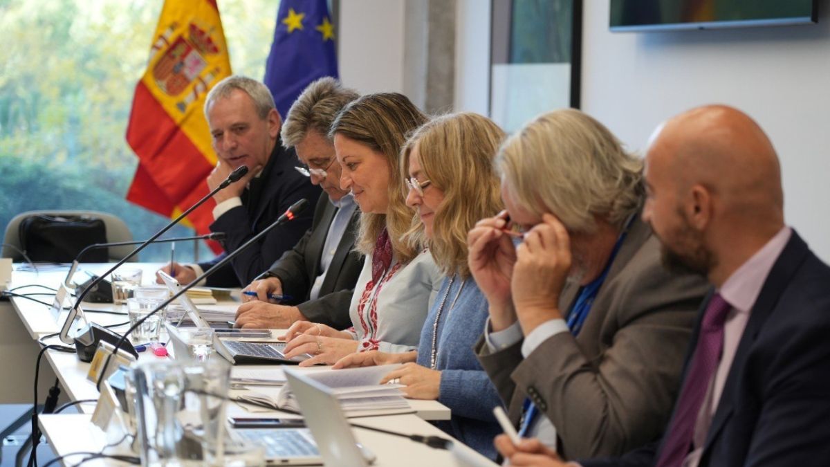 El Gobierno eleva al 11% su oferta de subida salarial a los funcionarios para 2025-2028