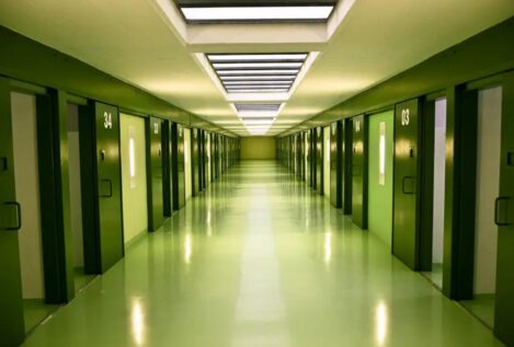 La prisión de Ceuta, entre el deterioro y el caos: «Tres de cada cuatro celdas están cerradas»