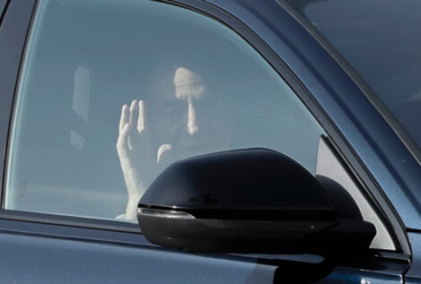 La vuelta de Juan Carlos I a El Pardo: más de 50 invitados y un tenso reencuentro con su familia