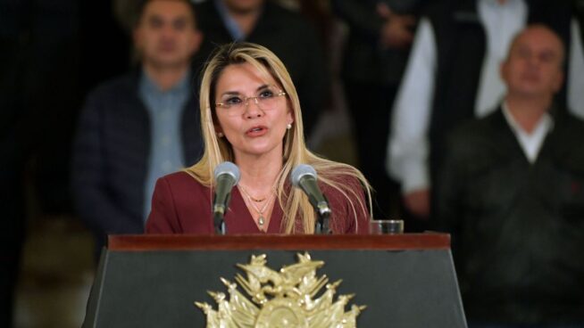 La Justicia de Bolivia anula la condena por golpe de Estado a Áñez y ordena su liberación