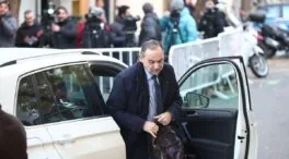 José Luis Ábalos, el primer diputado en activo que entra en prisión