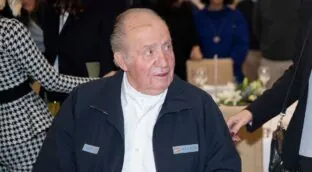La foto borrada que reabre las preguntas sobre dónde estaba el rey Juan Carlos el 15 de enero