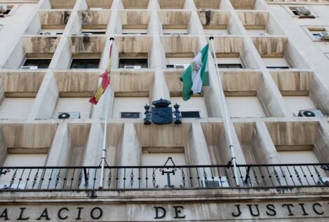 Juzgan a una forense por vejar a víctimas de violaciones y cuestionar sus comportamientos