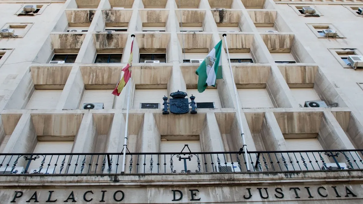 Juzgan a una forense por vejar a víctimas de violaciones y cuestionar sus comportamientos