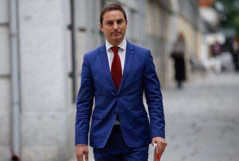 Lobato y Sánchez Acera desvinculan a Moncloa de la filtración del correo del novio de Ayuso