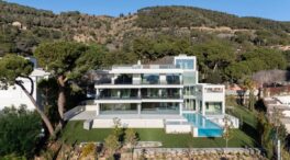 Los latinos con pisos de lujo en Madrid ya buscan segunda residencia en zonas costeras