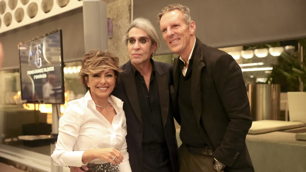 La otra casa de Mario Vaquerizo en Madrid: en medio de un bosque y sin paredes de color rosa