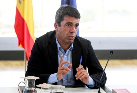 Un ayuntamiento valenciano declara a Mazón persona no grata por su papel en la dana