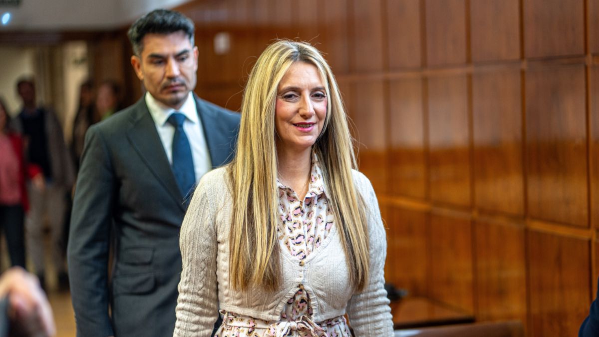 Miss Asturias informó a Barbón de la presunta corrupción en Renfe y él la remitió a la Fiscalía