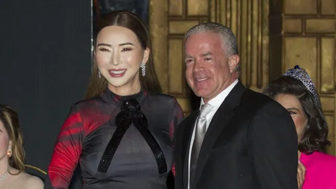 Tráfico de armas, fraude y una orden de arresto: los tres escándalos que eclipsan 'Miss Universo'