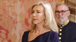 Ni la reina Sofía ni Letizia: Mar, la mujer de Felipe González y su gran lección de estilo en el Toisón