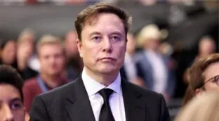 Musk carga ahora contra Yolanda Díaz y el Gobierno: «Están matando a España»