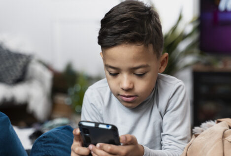 El PP pide prohibir el acceso a móviles y redes sociales a menores implicados en acoso