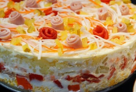 El pastel salado que triunfa cada Navidad en mi casa con ingredientes que todos tenemos