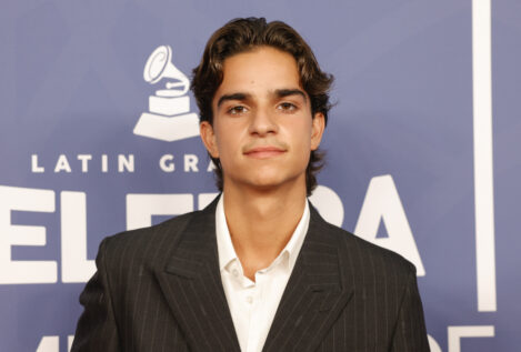 Pedro Antonio, el hijo de Rosario Flores que «se parece a Can Yaman» y no se atreve a ser artista