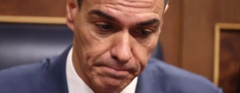 Los históricos del PSOE vuelven a conjurarse para exigir elecciones de inmediato