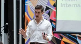 Cinco películas para mejorar la comunicación, según el experto en oratoria Juan Vizuete