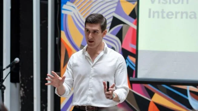 Cinco películas para mejorar la comunicación, según el experto en oratoria Juan Vizuete