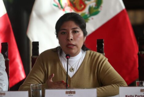 Perú rompe relaciones con México por el asilo de la ex primera ministra Chávez