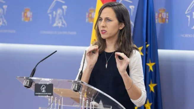 Podemos tacha de «puro golpismo judicial» la condena de inhabilitación al fiscal general